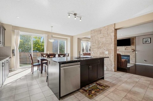 143 Windbrook Manor Sw, Airdrie, AB 