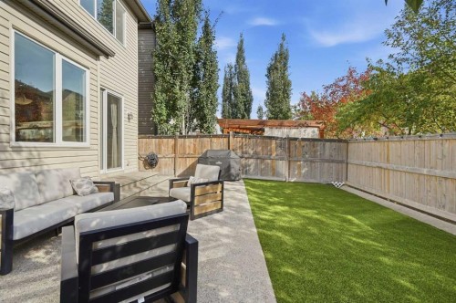 143 Windbrook Manor Sw, Airdrie, AB 