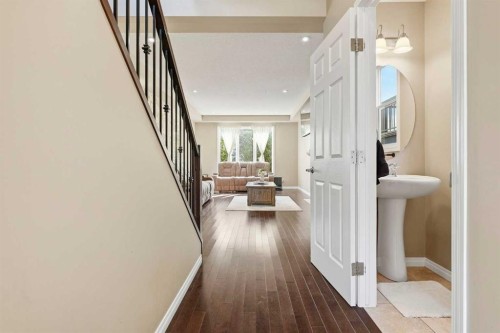 143 Windbrook Manor Sw, Airdrie, AB 
