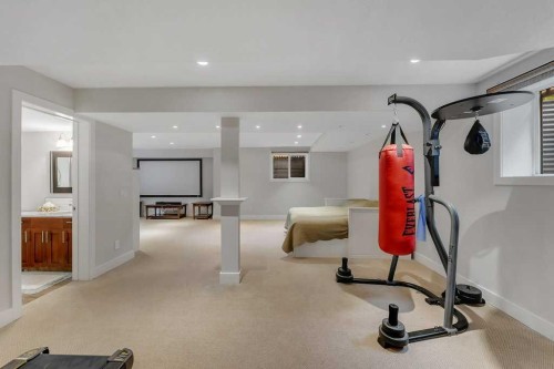 214 Valley Woods Place Nw, Calgary, AB 