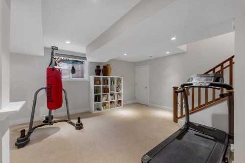 214 Valley Woods Place Nw, Calgary, AB 