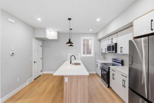 1636 19 Avenue Nw, Calgary, AB 