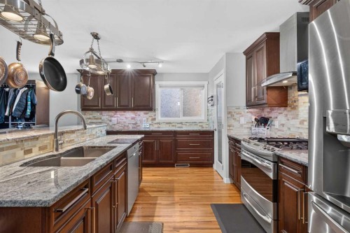 907 Ranchview Crescent Nw, Calgary, AB 