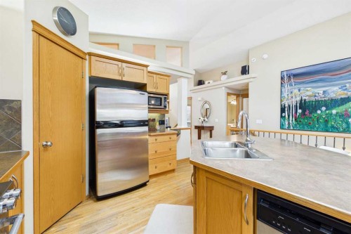 73 Brightondale Parade Se, Calgary, AB 