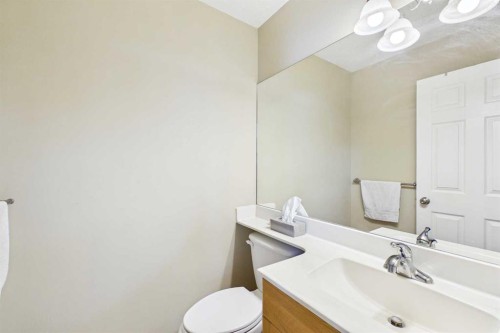 73 Brightondale Parade Se, Calgary, AB 