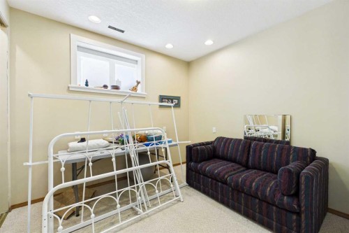 73 Brightondale Parade Se, Calgary, AB 