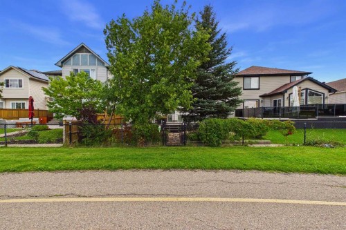 73 Brightondale Parade Se, Calgary, AB 