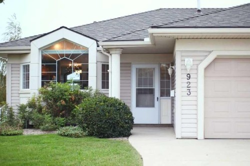 923 Nativity Bay, Rural Rocky View County, AB 