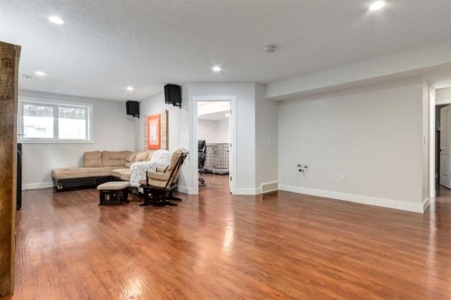 6 Houlden Place, Cayley, AB 