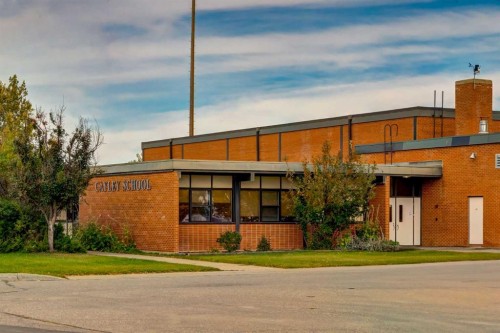 6 Houlden Place, Cayley, AB 