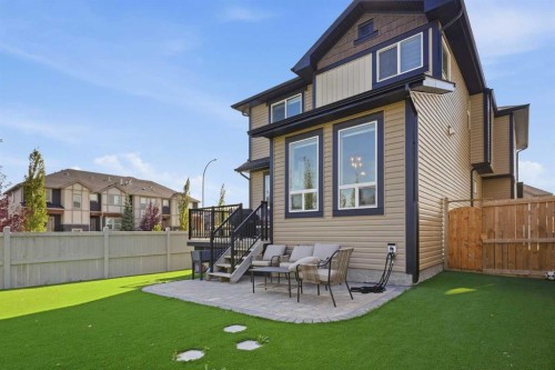 108 Hillcrest Avenue Sw, Airdrie, AB 