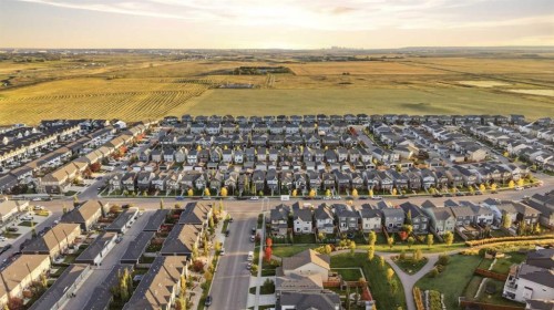 108 Hillcrest Avenue Sw, Airdrie, AB 