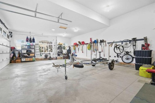 435 East Chestermere Drive, Chestermere, AB 