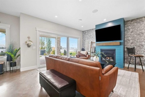 435 East Chestermere Drive, Chestermere, AB 