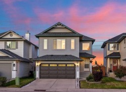 34 Cranfield Green SE Calgary, AB T3M 1C4