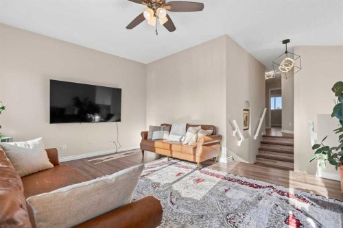 34 Cranfield Green Se, Calgary, AB 