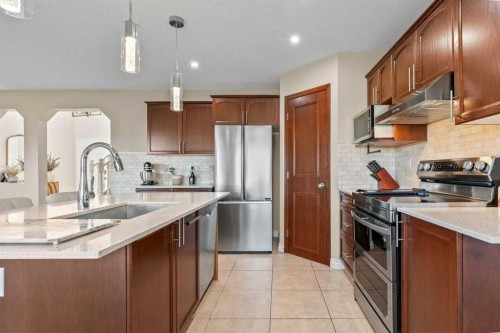 34 Cranfield Green Se, Calgary, AB 
