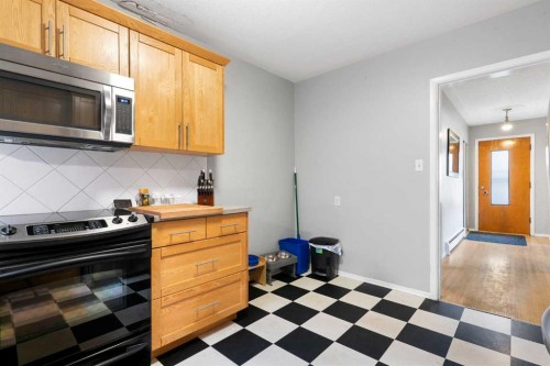 1423 16 Street Ne, Calgary, AB 