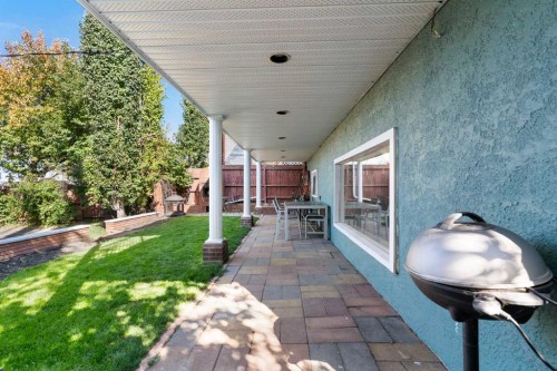 1423 16 Street Ne, Calgary, AB 
