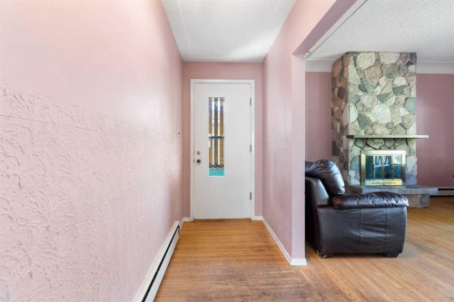 1423 16 Street Ne, Calgary, AB 