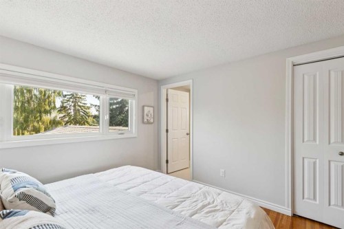 1515 Lake Bonavista Drive Se, Calgary, AB 