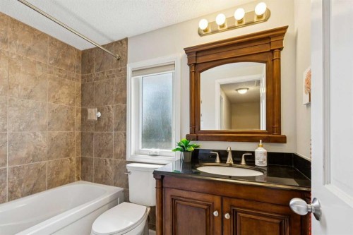 1515 Lake Bonavista Drive Se, Calgary, AB 