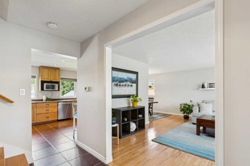 1515 Lake Bonavista Drive Se, Calgary, AB 