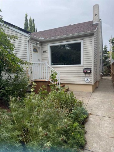 229 11 Avenue Ne, Calgary, AB 