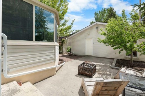 229 11 Avenue Ne, Calgary, AB 