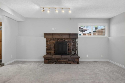 112 Beaconsfield Rise Nw, Calgary, AB 