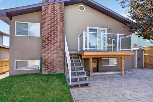 112 Beaconsfield Rise Nw, Calgary, AB 