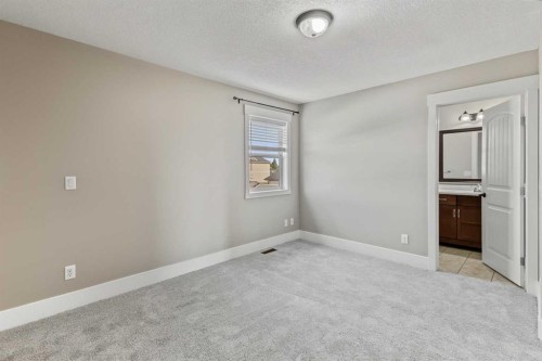 1540 Mcalpine Street, Carstairs, AB 