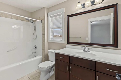 1540 Mcalpine Street, Carstairs, AB 