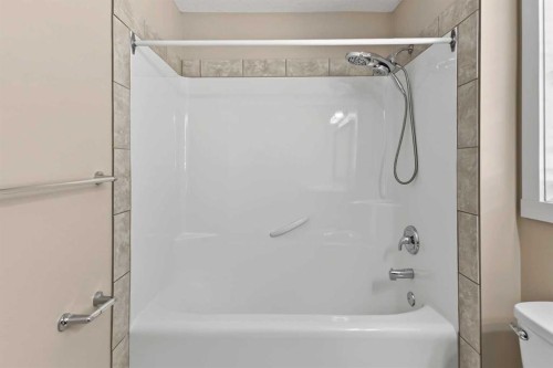 1540 Mcalpine Street, Carstairs, AB 