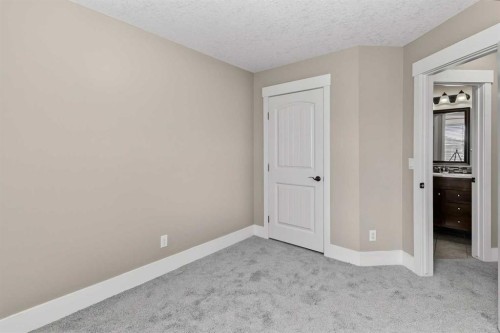 1540 Mcalpine Street, Carstairs, AB 