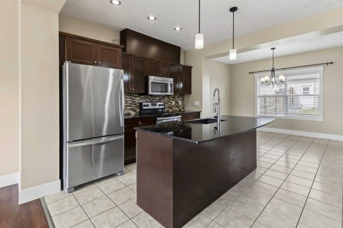 1540 Mcalpine Street, Carstairs, AB 