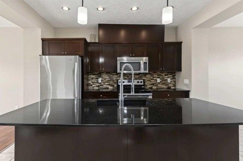 1540 Mcalpine Street, Carstairs, AB 