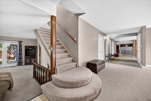 4015 45 Street Sw, Calgary, AB 