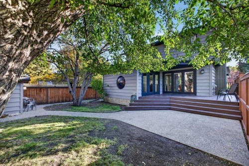 4015 45 Street Sw, Calgary, AB 