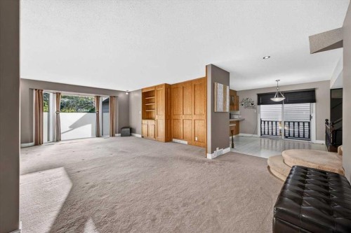 4015 45 Street Sw, Calgary, AB 