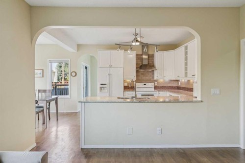 912 Woodbine Boulevard Sw, Calgary, AB 