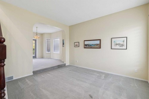912 Woodbine Boulevard Sw, Calgary, AB 