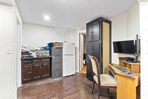 52 Edgepark Road Nw, Calgary, AB 