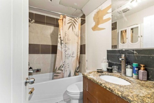 52 Edgepark Road Nw, Calgary, AB 