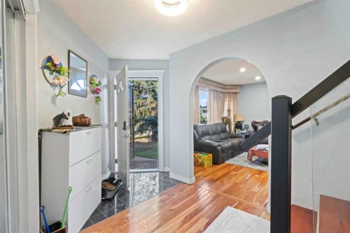 52 Edgepark Road Nw, Calgary, AB 
