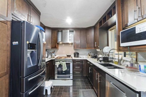 52 Edgepark Road Nw, Calgary, AB 