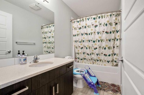 23 Drake Landing Boulevard, Okotoks, AB 