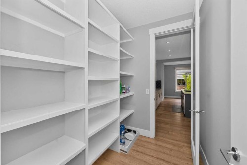 170 Kinniburgh Crescent, Chestermere, AB 