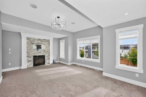 170 Kinniburgh Crescent, Chestermere, AB 