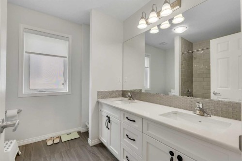 177 Yorkville Manor Sw, Calgary, AB 